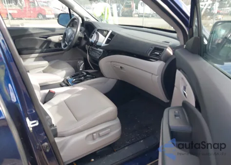 2019 Honda Ridgeline Rtl-E z USA, uszkodzony, nr VIN 5FPYK3F75KB016337